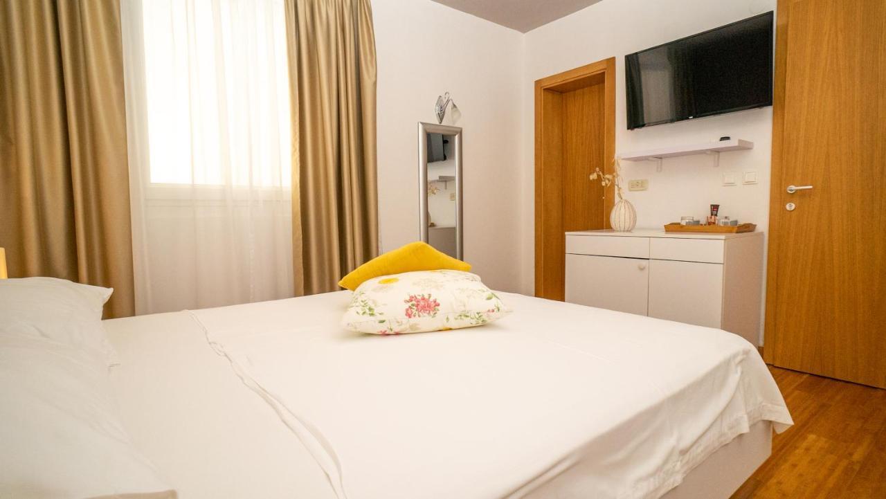 Villa Ana Trogir Eksteriør billede